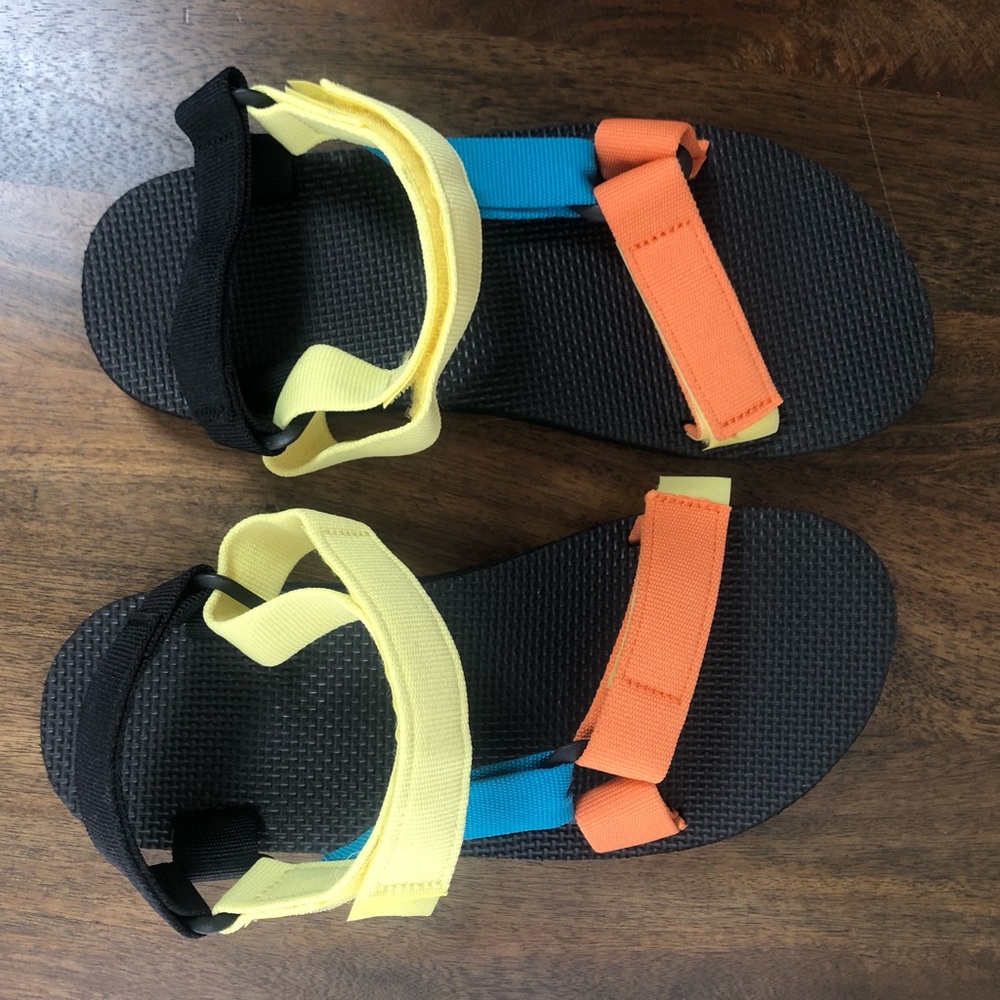 Teva Men’s Original Universal Sandal Size 9